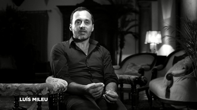 Video Reference: Monochrome, Gentleman, Black-and-white, Photography, Sitting, Film noir, Monochrome photography, Flash photography, Darkness, Style, Person