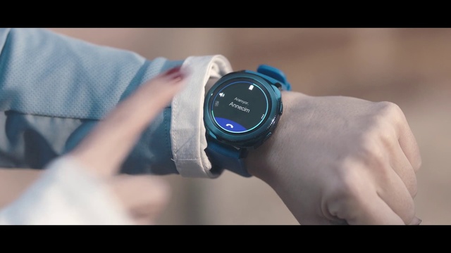 Video Reference: Watch, Analog watch, Wrist, Blue, Strap, Watch accessory, Arm, Gadget, Hand, Fashion accessory