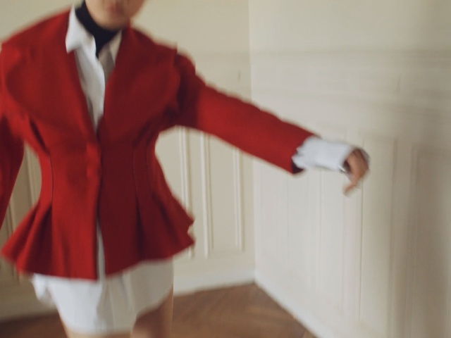 Video Reference: red, shoulder, outerwear, suit, blazer, formal wear, gentleman, top, joint