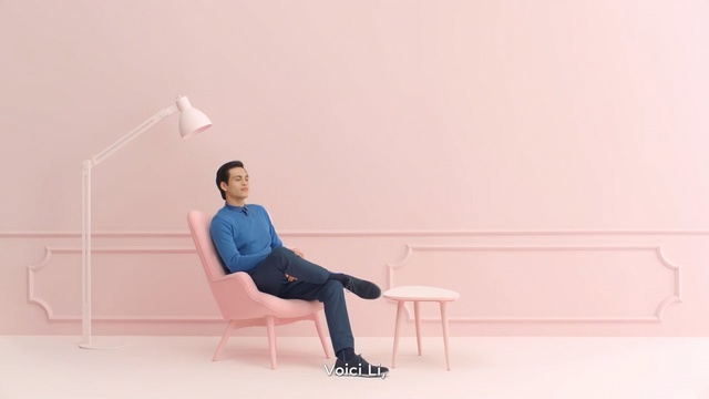 Video Reference: sitting, furniture, standing, shoulder, joint, table, leg, arm, shoe, chair, Person