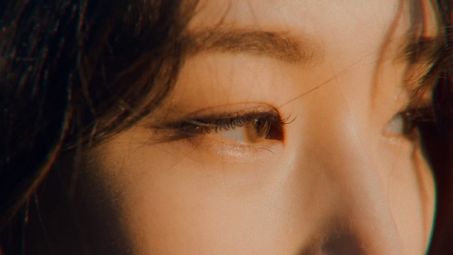 Video Reference: eyebrow, face, nose, eyelash, eye, cheek, forehead, close up, lip, chin