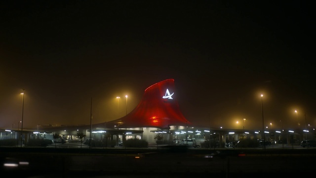 Video Reference: Night, Sky, Light, Red, Cloud, Architecture, Infrastructure, City, Midnight, Tourist attraction