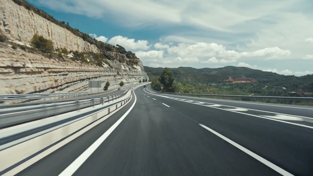 Video Reference: Road, Highway, Freeway, Asphalt, Infrastructure, Lane, Thoroughfare, Sky, Road surface, Line