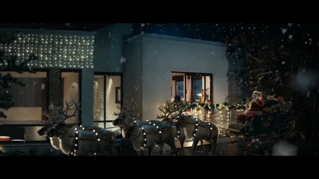 Video Reference: Darkness, Lighting, Light, Night, Architecture, Landscape lighting, Snapshot, Midnight, Crowd, Sky