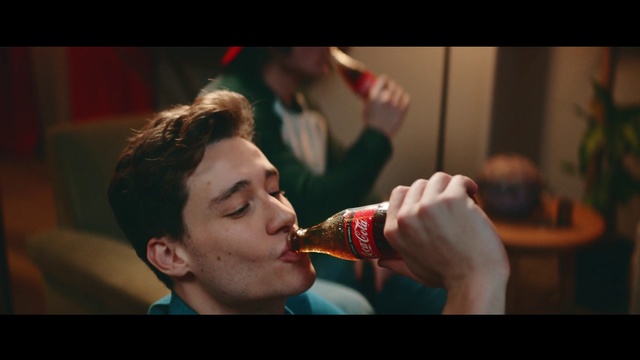 Video Reference: Fun, Alcohol, Mouth, Photography, Drink, Liqueur, Carbonated soft drinks, Drinking