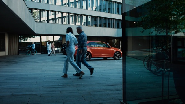 Video Reference: Vehicle, Car, Automotive design, City car, Mid-size car, Vehicle door, Footwear, Audi, Street, Person