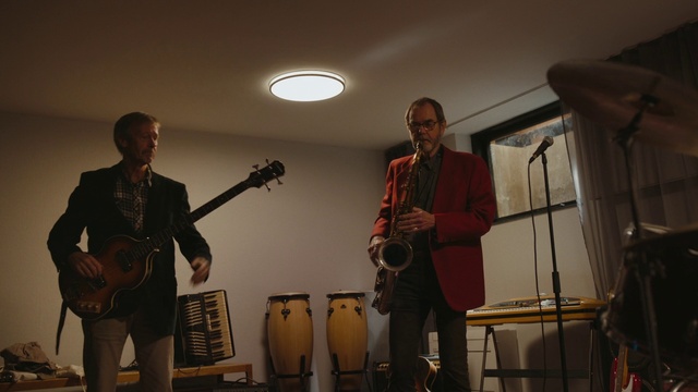 Video Reference: Music, Musician, Musical instrument, Performance, Event, String instrument, Musical ensemble, Folk instrument, Plucked string instruments