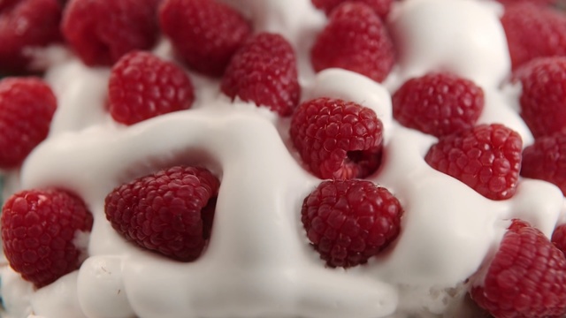 Video Reference: dessert, whipped cream, raspberry, berry, cream, sweetness, strawberries, pavlova, frozen dessert