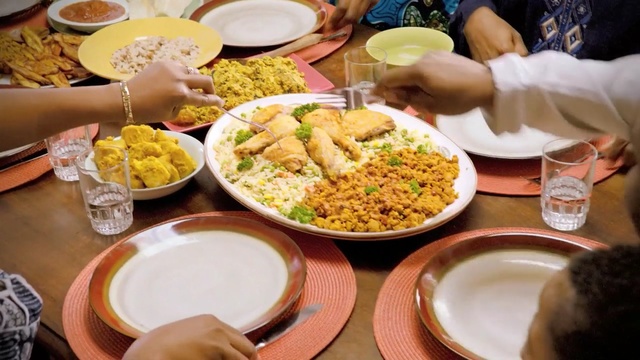 Video Reference: Dish, Food, Cuisine, Meal, Ingredient, Lunch, Kabsa, Chinese food, Indian cuisine, Produce