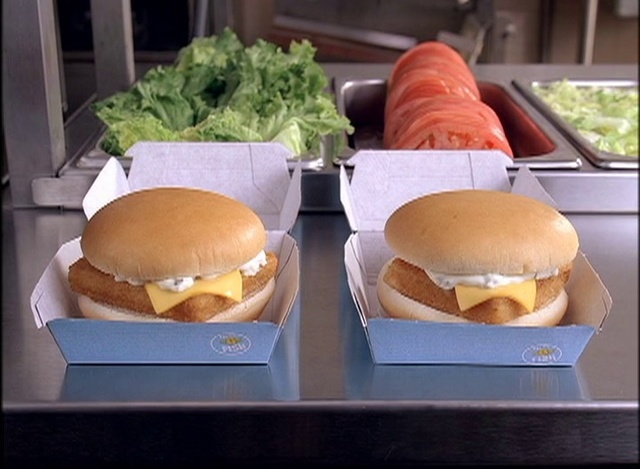 Video Reference: Food, Dish, Hamburger, Junk food, Fast food, Cheeseburger, Cuisine, Slider, Veggie burger, Bun