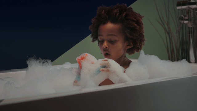 Video Reference: Mouth, Child