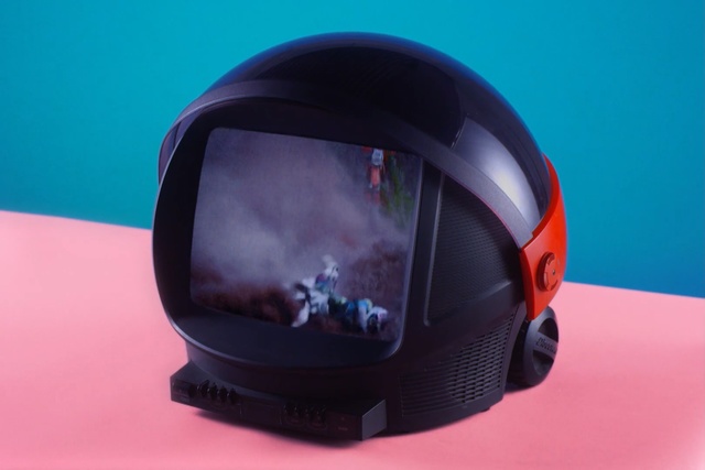 Video Reference: Helmet, Motorcycle helmet, Personal protective equipment, Clothing, Headgear, Ski helmet, Goggles, Sports equipment, Eyewear, Glasses