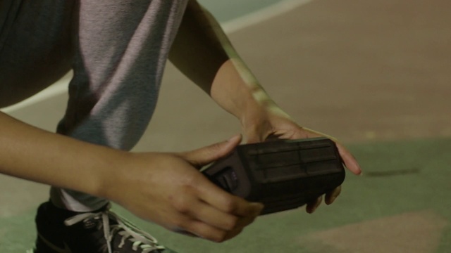 Video Reference: Hand, Joint, Arm, Wrist, Finger, Elbow, Ankle, Gesture