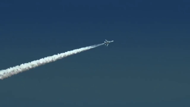 Video Reference: Air show, Aerobatics, Airplane, Aircraft, Vehicle, Aerospace engineering, Air force, Airline, Sky, Rocket-powered aircraft
