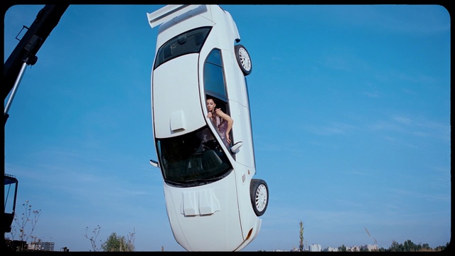 Video Reference: Land vehicle, Vehicle, Transport, Mode of transport, Car, Public transport, Automotive design, Luxury vehicle, Compact car, Vehicle door