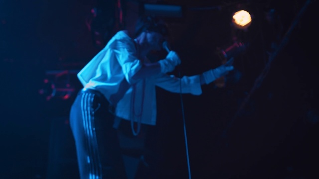 Video Reference: Blue, Performance, Entertainment, Performance art, Light, Performing arts, Stage, Electric blue, Event, Darkness