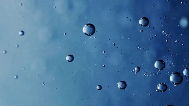 Video Reference: Blue, Water, Drop, Sky, Liquid bubble, Moisture, Sphere, Macro photography, Photography, Dew, Person