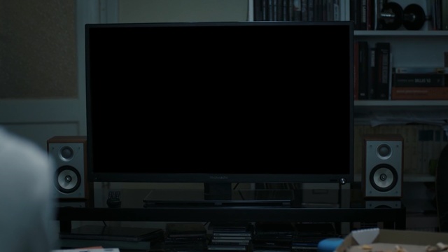 Video Reference: Electronics, Display device, Electronic device, Technology, Screen, Multimedia, Audio equipment, Loudspeaker, Room, Television