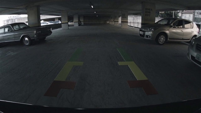 Video Reference: Vehicle, Car, Parking, Parking lot, Asphalt, Road, City, Automotive lighting, Lane, Family car