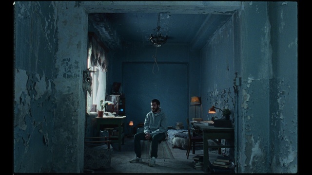 Video Reference: Screenshot, Adaptation, Darkness, Room, Adventure game, Sitting, Photography