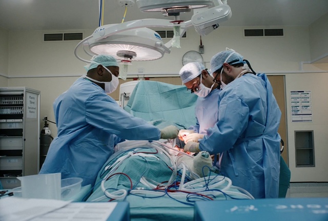 Video Reference: Surgeon, Operating theater, Medical procedure, Medical, Scrubs, Medical equipment, Hospital, Medical assistant, Patient, Service