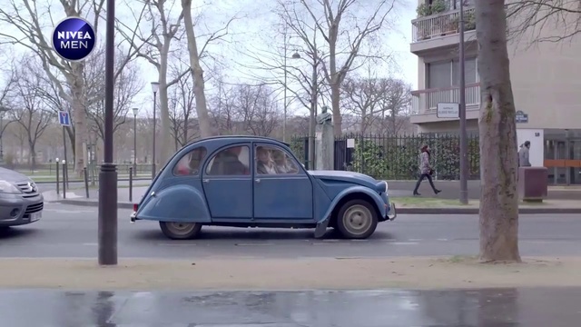 Video Reference: Land vehicle, Vehicle, Car, Classic car, Classic, Vintage car, Coupé, City car, Sedan, Antique car