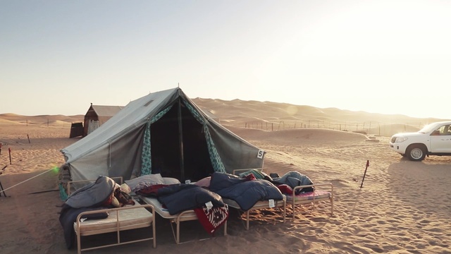 Video Reference: Desert, Natural environment, Tent, Sand, Aeolian landform, Landscape, Sahara, Ecoregion, Camping, Yurt