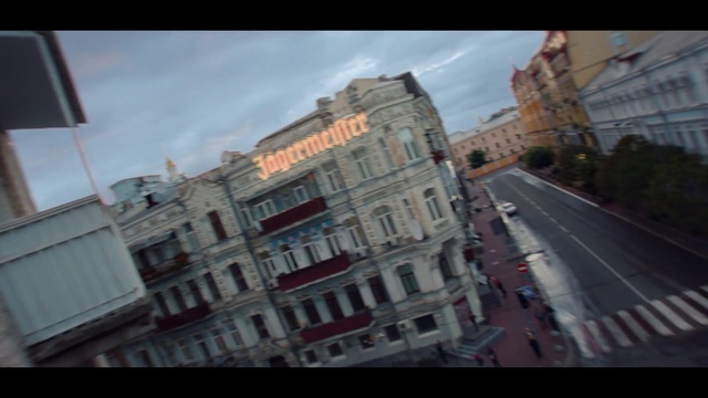 Video Reference: Metropolitan area, Metropolis, Neighbourhood, Urban area, City, Architecture, Building, Photograph, Town, Sky