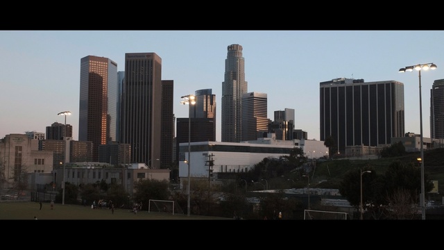 Video Reference: skyline, city, urban area, metropolitan area, skyscraper, cityscape, metropolis, sky, downtown, daytime