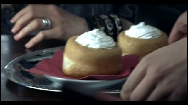 Video Reference: Food, Dish, Cuisine, Ingredient, Dessert, Buttercream, Baking, Side dish, Dairy