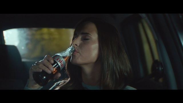 Video Reference: Alcohol, Drink, Darkness, Fun, Distilled beverage, Liqueur, Photography, Whisky, Midnight