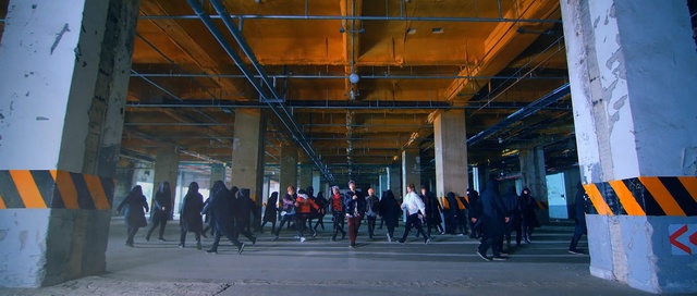 Video Reference: blue, urban area, structure, architecture, metropolitan area, tourist attraction, city, building, sky, street