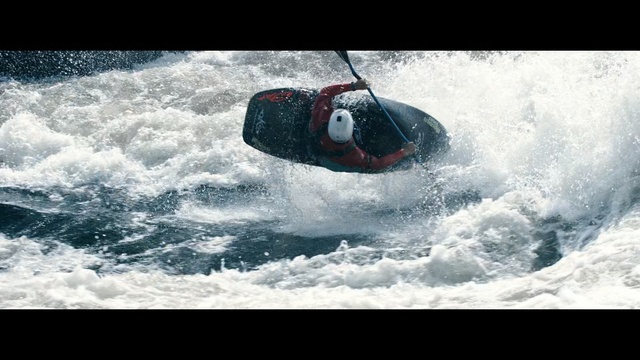 Video Reference: Boating, Recreation, Water sport, Outdoor recreation, Wave, Wind wave, Canoe slalom, Surface water sports, Vehicle, Surfing