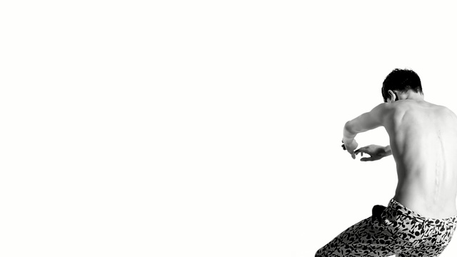 Video Reference: Arm, Muscle, Shoulder, Human body, Photography, Black-and-white, Abdomen, Stock photography, Wing chun, Muay thai