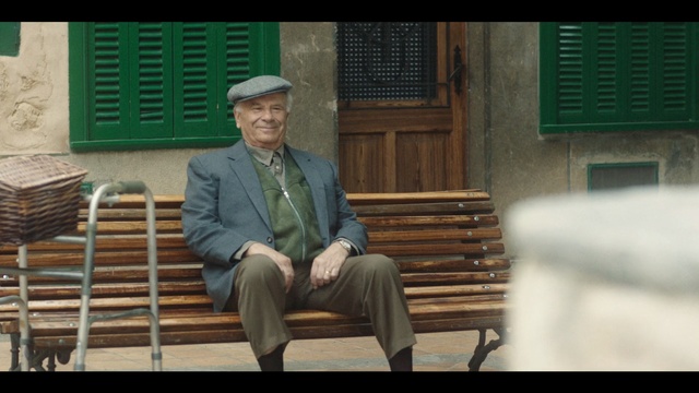 Video Reference: sitting, human behavior, gentleman, screenshot, furniture, conversation, suit, Person