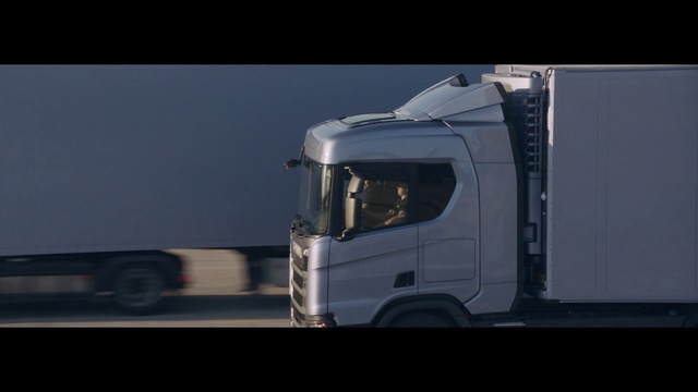 Video Reference: Transport, Mode of transport, Vehicle, Commercial vehicle, Car, Truck, Sky, Trailer, Automotive exterior, Auto part