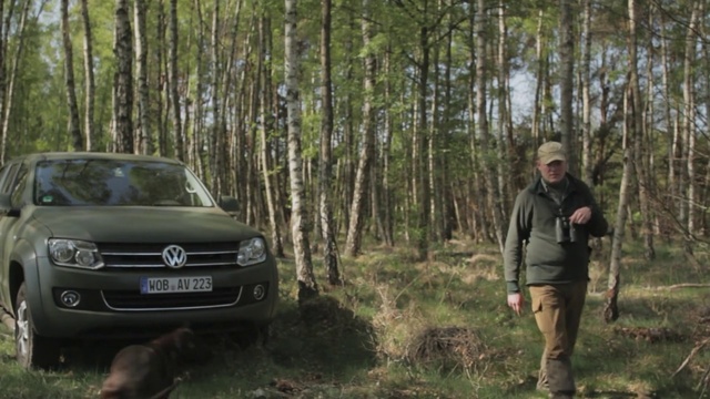 Video Reference: Car, Vehicle, Volkswagen, Regularity rally, Volkswagen amarok, Sport utility vehicle, Tree, Off-roading, Plant, Off-road vehicle