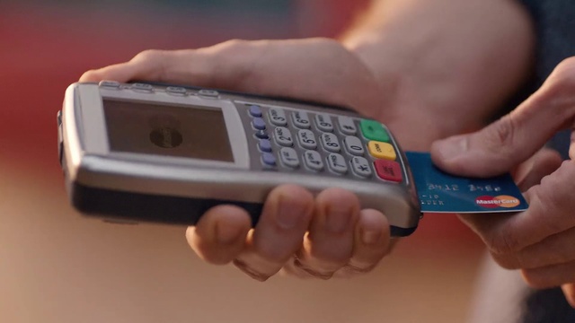 Video Reference: Electronic device, Gadget, Technology, Hand, Finger, Mobile phone, Nail, Portable communications device