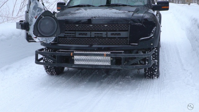 Video Reference: motor vehicle, snow, car, automotive tire, tire, automotive exterior, vehicle, bumper, automotive wheel system, auto part