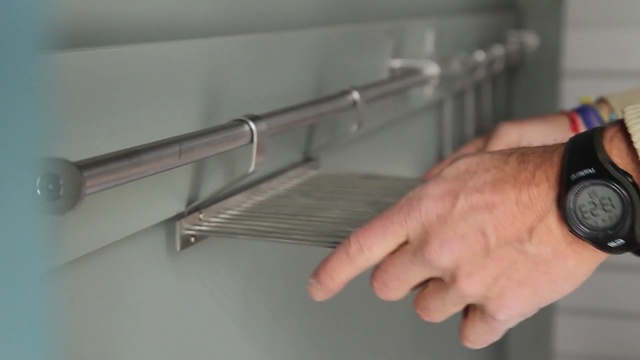 Video Reference: hand, finger, angle, flooring