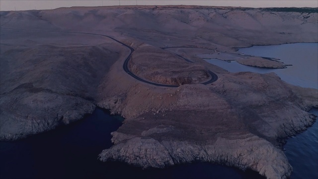 Video Reference: Thermokarst, Geological phenomenon, Arctic, Geology, Estuary, Aerial photography, Landscape, Volcanic field, Fissure vent, River delta