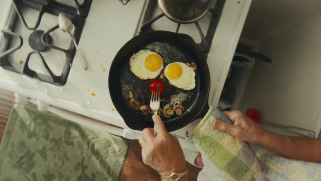 Video Reference: Dish, Food, Cuisine, Meal, Art