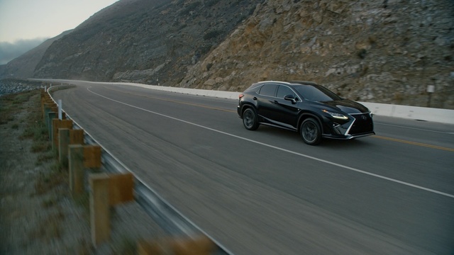 Video Reference: Land vehicle, Vehicle, Car, Automotive design, Mid-size car, Road, Crossover suv, Compact car, Sport utility vehicle