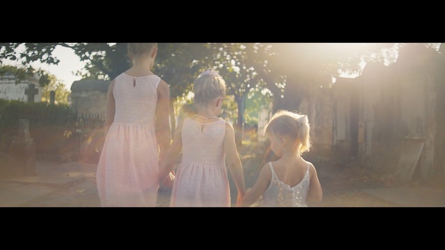 Video Reference: Photograph, Nature, Sunlight, Backlighting, Light, Dress, Atmospheric phenomenon, Morning, Snapshot, Lady