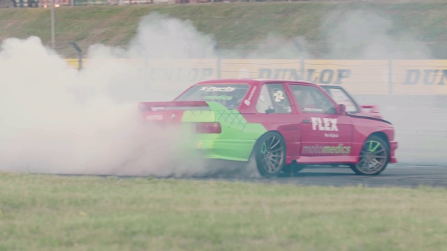 Video Reference: Land vehicle, Vehicle, Car, Motorsport, Rallycross, Racing, Auto racing, Touring car racing, Stock car racing, Drifting