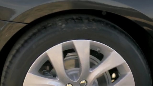 Video Reference: motor vehicle, alloy wheel, car, wheel, tire, vehicle, automotive tire, rim, automotive wheel system, automotive design