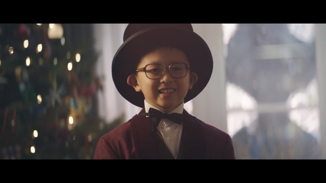 Video Reference: Photograph, Eyewear, Gentleman, Snapshot, Hat, Fedora, Glasses, Headgear, Vision care, Movie, Person