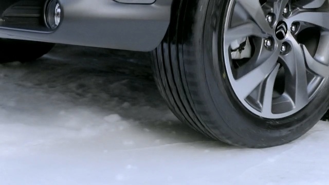 Video Reference: motor vehicle, tire, automotive tire, car, wheel, alloy wheel, rim, automotive design, automotive wheel system, automotive exterior