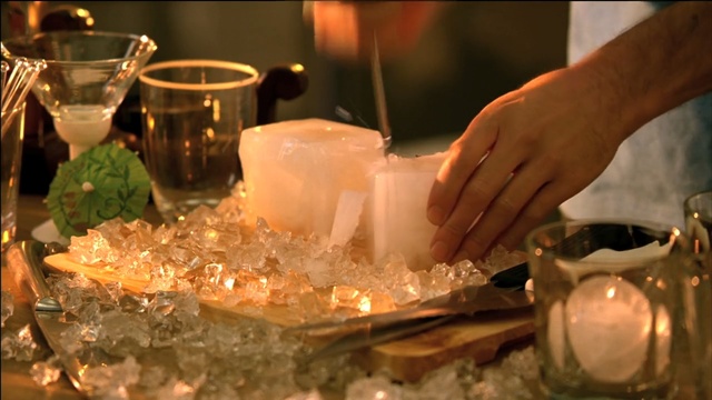 Video Reference: drink, alcoholic beverage, tableware, cocktail, stemware, distilled beverage, glass, wine glass, alcohol
