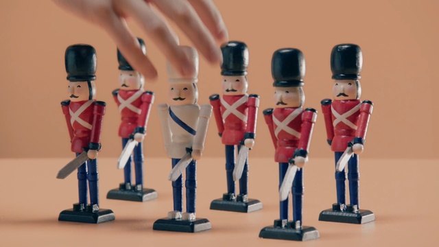 Video Reference: figurine, toy, joint